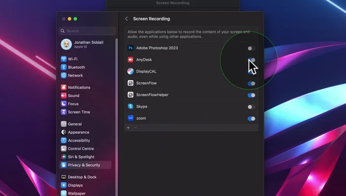 Se AnyDesk non è elencato, clicca sul pulsante "+", aggiungilo e conferma con la password.
