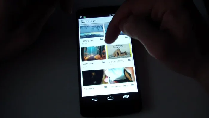 Scegli il file di input dal tuo dispositivo.