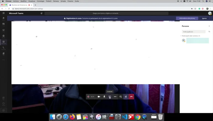 Condividi il tuo schermo o una finestra specifica (se necessario).
