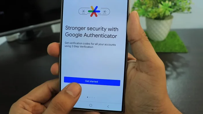 Seleziona l'autenticatore da aggiungere e clicca su "Continua".