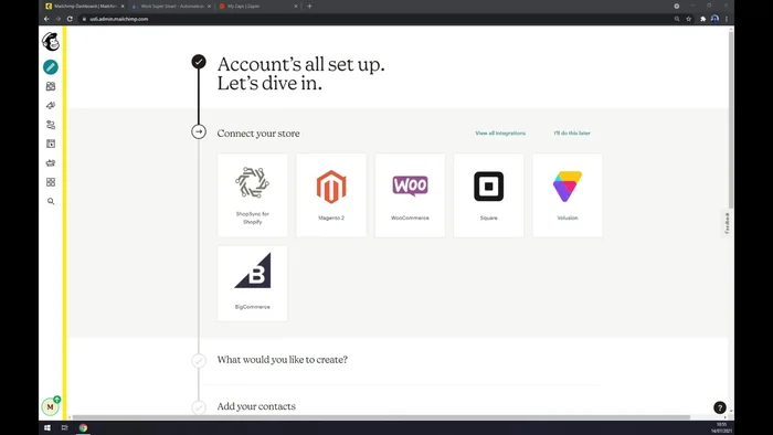 Accedi al tuo account Mailchimp o creane uno nuovo.