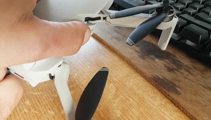 Attendi il completamento dell'aggiornamento al 100%.