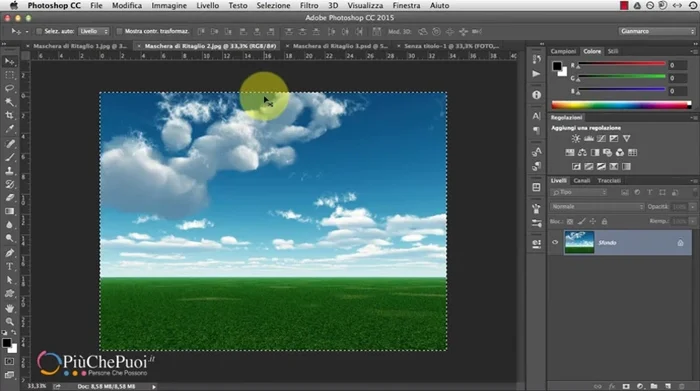 Incolla l'immagine sopra il livello del testo.
