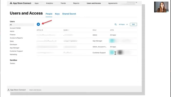 Concedi accesso ai nostri account sviluppatore LearnWorlds su appstoreconnect.apple.com: aggiungi un utente (con nome, cognome, email, ruolo 'admin' e accesso ai certificati).