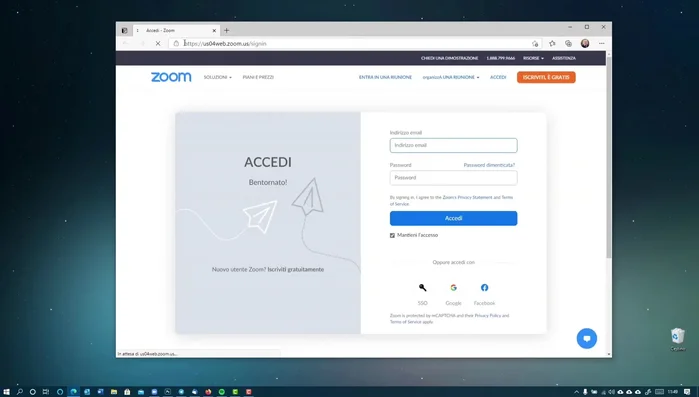 Accedere al sito ufficiale di Zoom e autenticarsi.