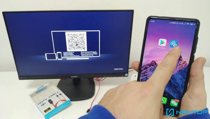 Attendere che il display dello smartphone venga visualizzato sul monitor. Se necessario, attivare la modalità "Tethering USB" nell'app EZCast.