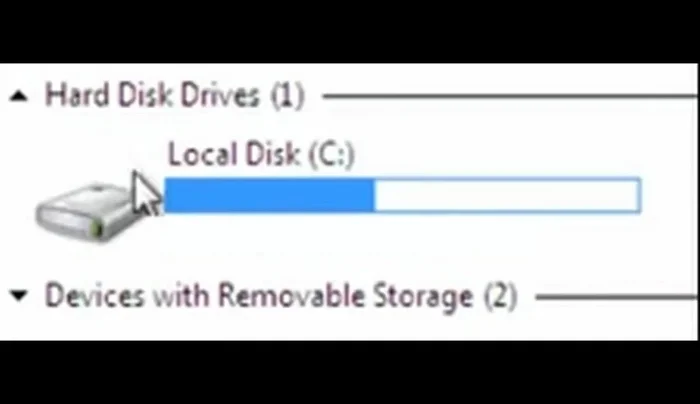 Apri Esplora file e vai a disco locale C (o equivalente) -> x86. Cerca e rimuovi la cartella del virus. Se non riesci, usa SuperAntiSpyware.