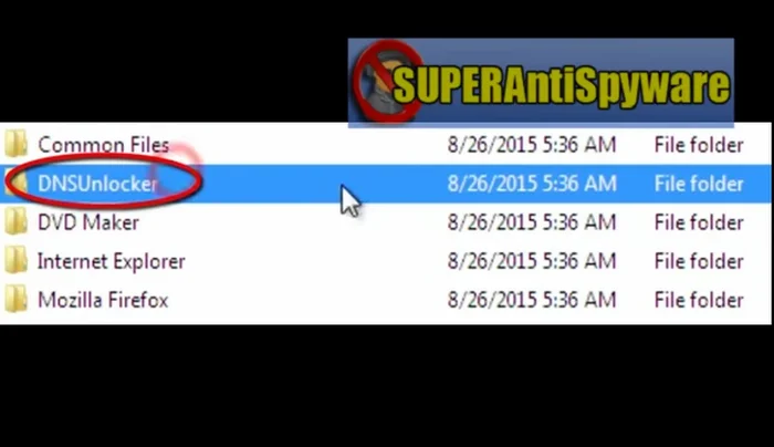 Nel Pannello di controllo, vai su Programmi e disinstalla il virus.