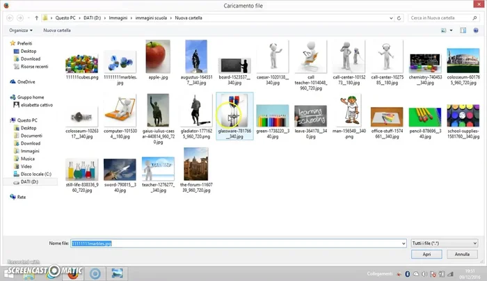Aggiungere video e link a siti web.