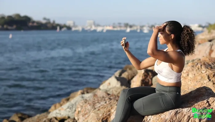 Non lasciare l'iPhone in spazi ristretti (tasche, zaini) per lungo tempo.
