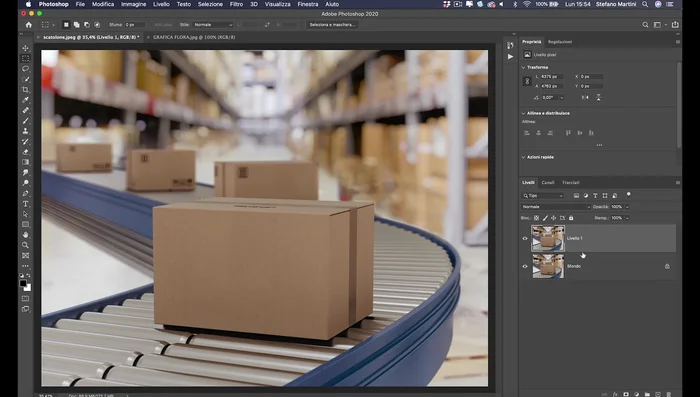 Trascinare le maniglie per ridimensionare e adattare la grafica alla prospettiva.