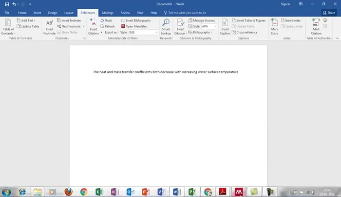 Utilizza il plugin Mendeley per Word per inserire la citazione e la bibliografia.
