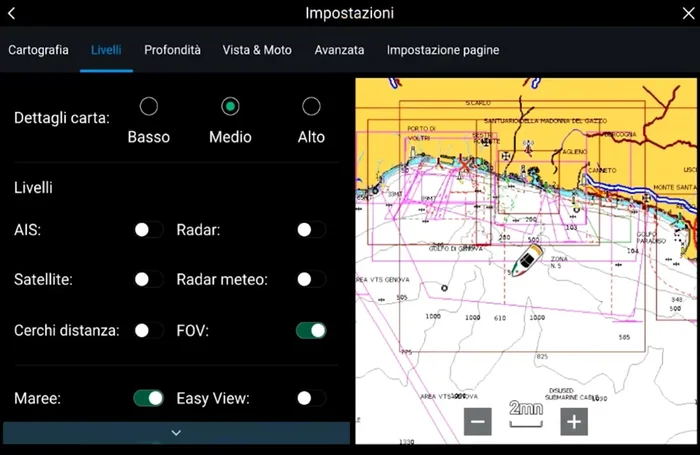 Attivare i livelli sovrapposti (AIS, Radar, Meteo, Immagine Satellitare, SonarChart™) per una visione completa della situazione.