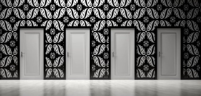 Scendi lentamente la scala, integrando le sensazioni nel tuo corpo e nella tua vita quotidiana.